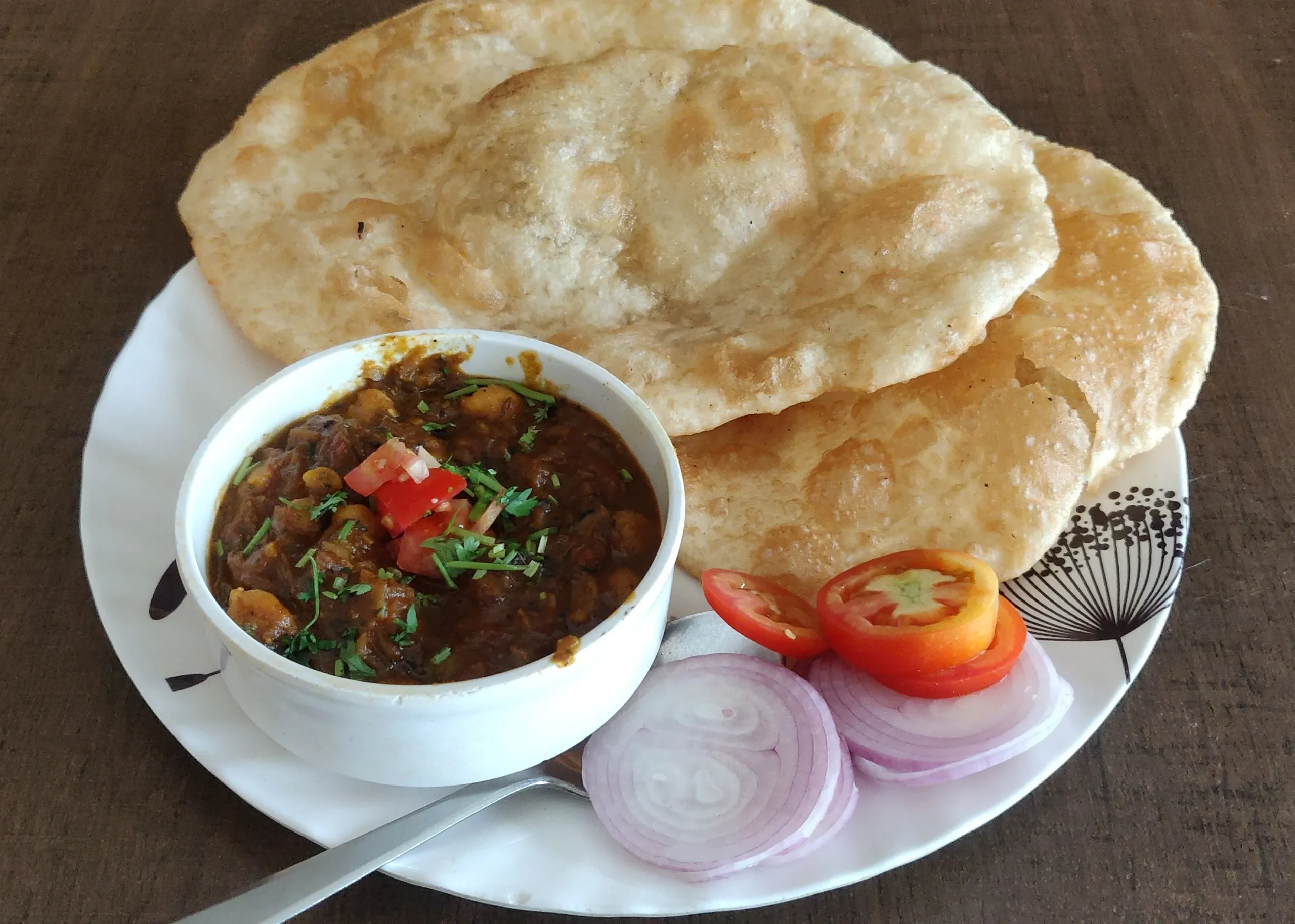 Choley Bhatura